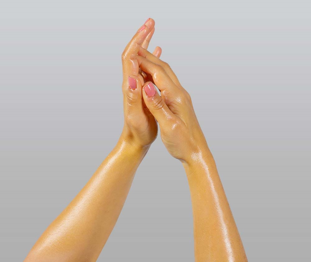 Secret Play - Pretty But Wild Bronzing Oil - 100ml photo-4