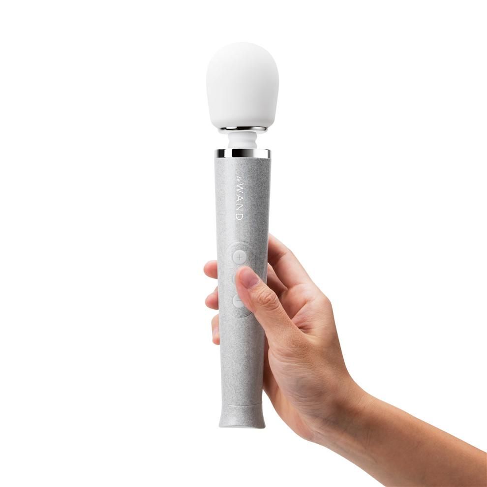 Winner of the prestigious Women’s Health FEMTECH Awards, All... Le Wand - All The Glimmers Set - White photo-2
