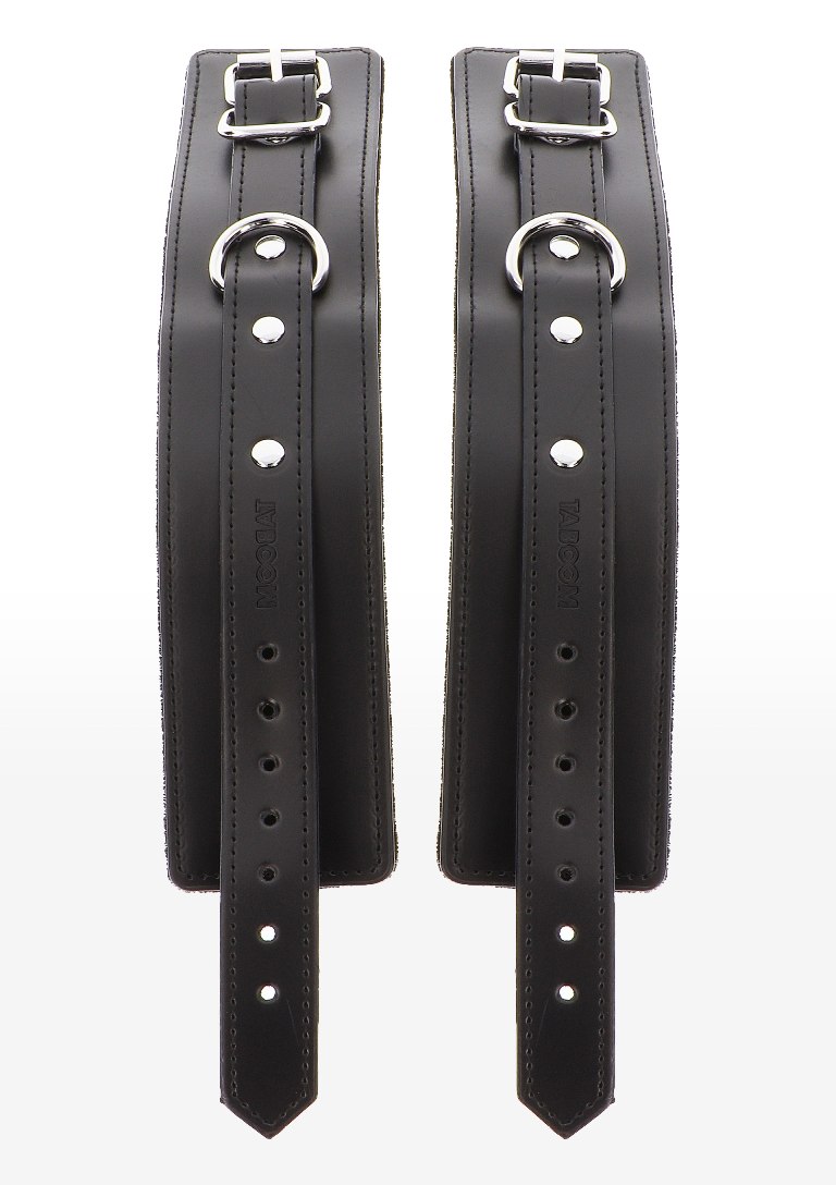 The high-quality adjustable TABOOM Wrist Cuffs are practical... Taboom - Wrist Cuffs - Black photo-4