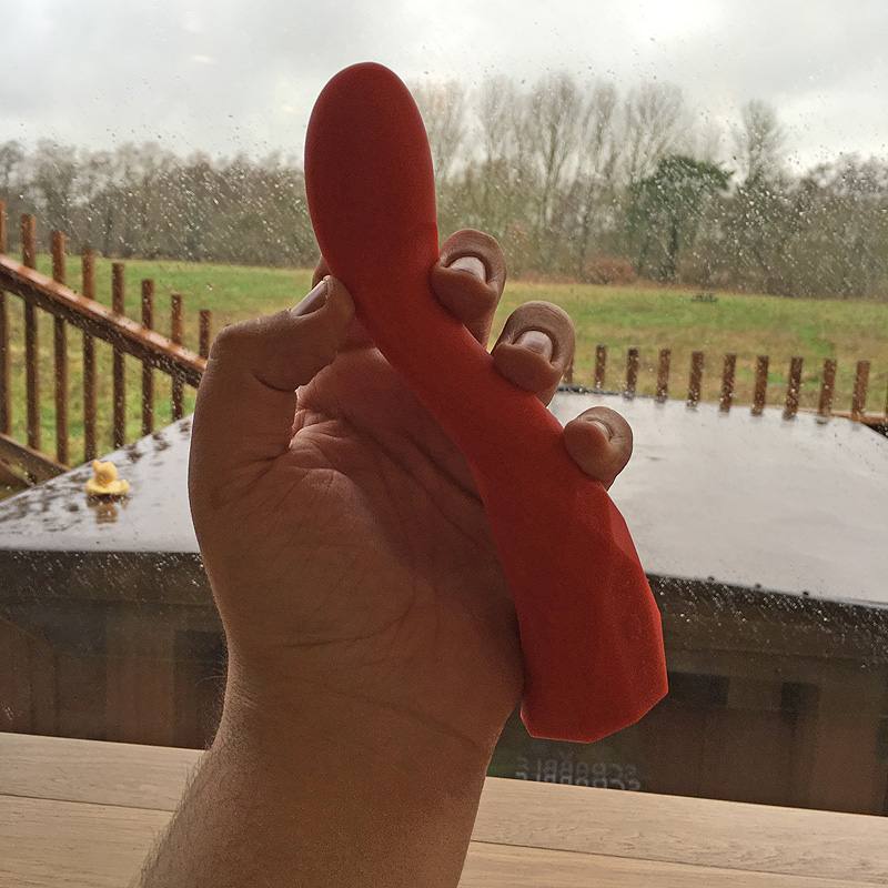 Powerful vibrations in a stunning rechargeable form that is ... Lamourose - Prism V - Sunset photo-15