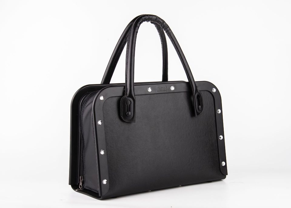 Input voltage:100-240V,50/60HZ
Rated power: 35W
Reciprocatin... Z-Sex - Sex Machine X5 Handbag - Black Flesh photo-2