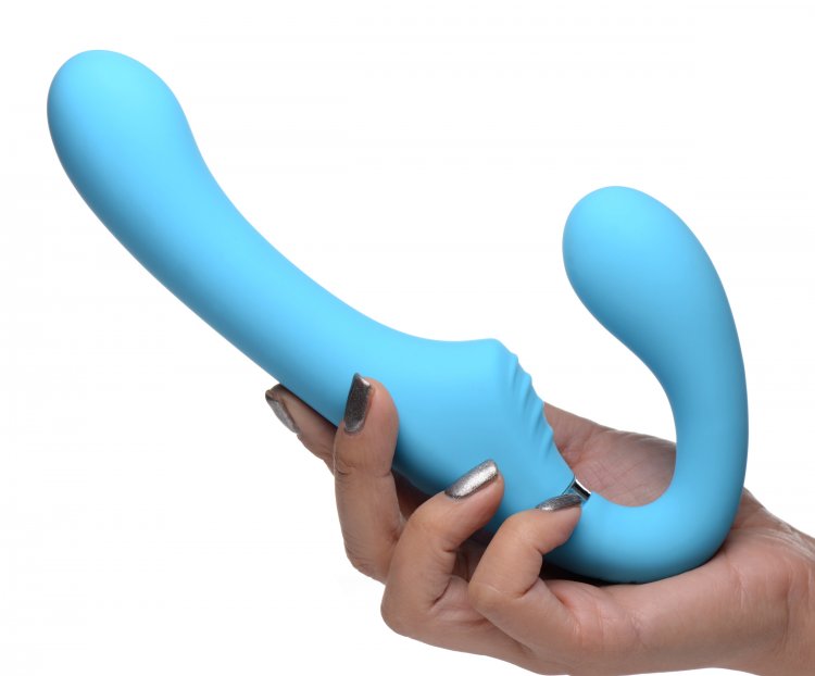 Equip yourself with this velvety, double ended strapless str... Strap U - Mighty Rider 10X Strapless Strap-on - Blue photo-3