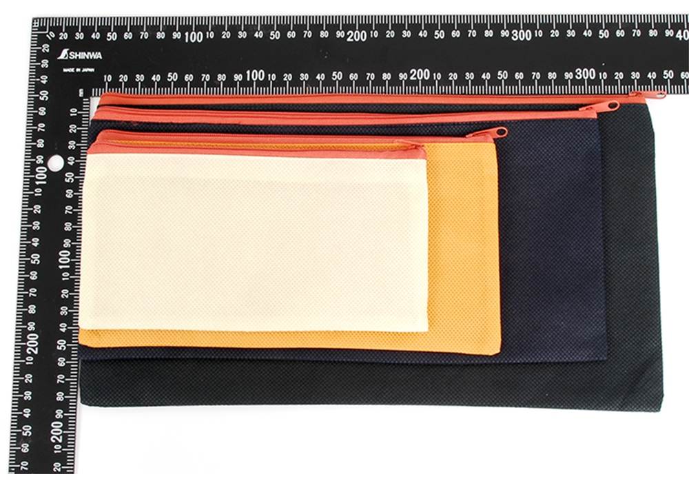 A nonwoven fabric is used and it is the best storage bag for... Rends - Toy Bag - Small photo-3