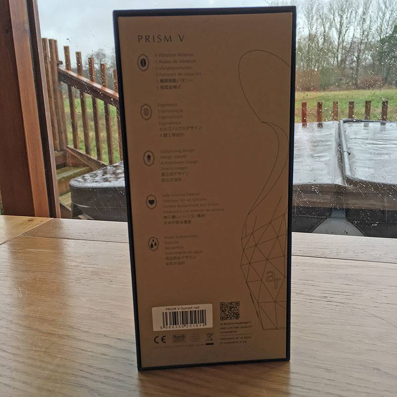 Powerful vibrations in a stunning rechargeable form that is ... Lamourose - Prism V - Sunset photo-13
