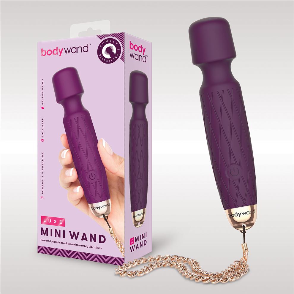 Introducing the Bodywand Luxe Mini Wand, a small yet powerfu... Bodywand - Luxe Mini USB - Purple photo-2