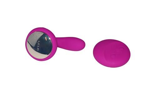 For adventurous couples seeking even greater levels of excit... Lelo - Ida Massager - Deep Rose photo-5
