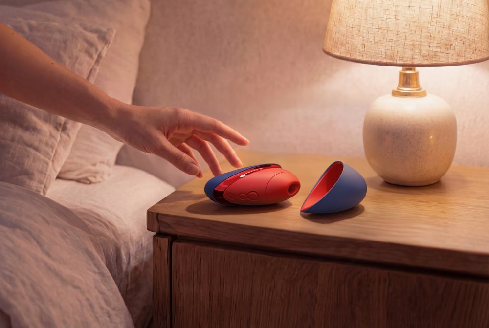 Womanizer - Next Liberty 3D Pleasure Air Stimulator - Blue/Red photo-3