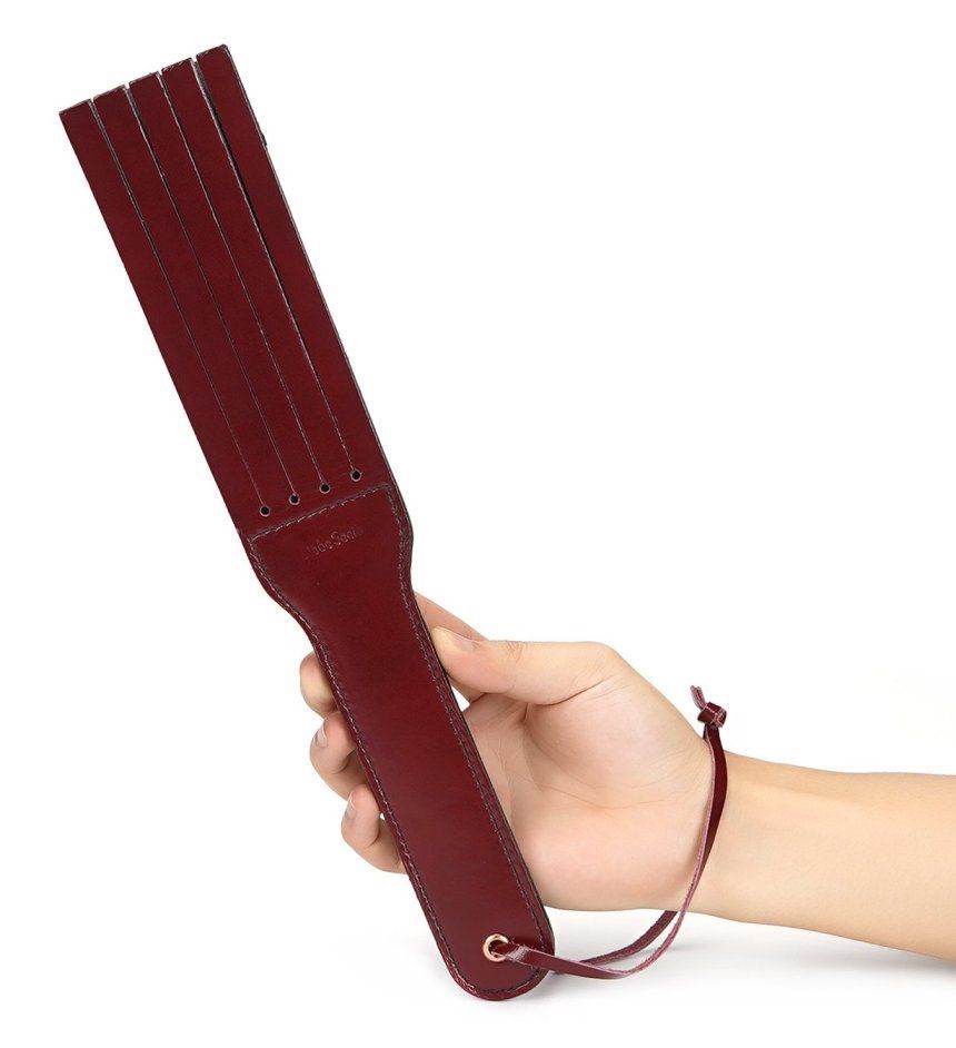 Explore 2 different kinds of pleasure using the dual-sided s... Liebe Seele - Leather Split Paddle - Wine Red photo-3