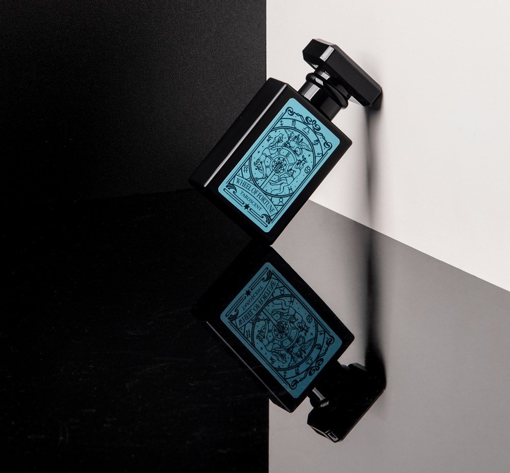 Bombshell pheromone Flavored Tarocent Wheel of Fortune use:
... Red Container - Pheromone Taro Cent Wheele of Furtune - 30ml photo-7