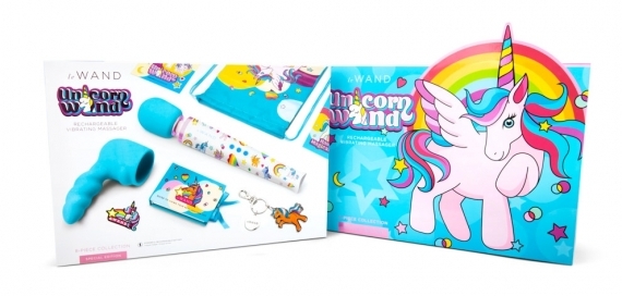 Get ready to enter a fantasyland of unicorns, rainbows, and ... Le Wand - Unicorn Wand Set photo-10