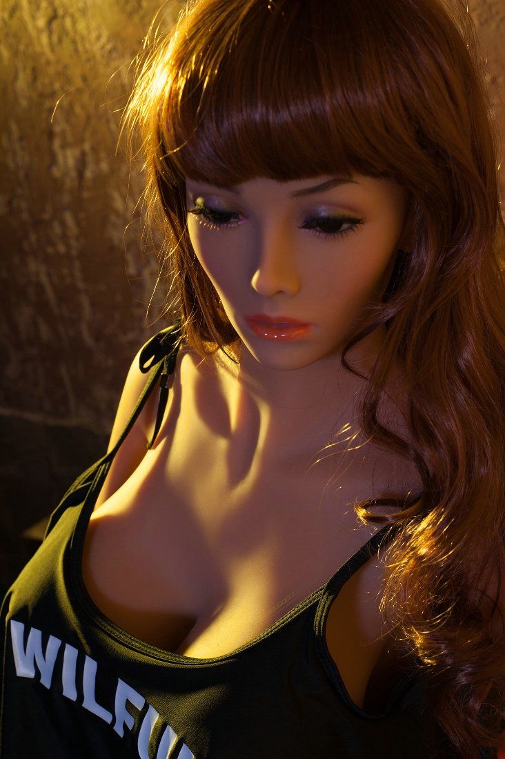 TPE Sex Dolls are produced and made with th highest quality ... Isadora realistic doll - 158 cm photo