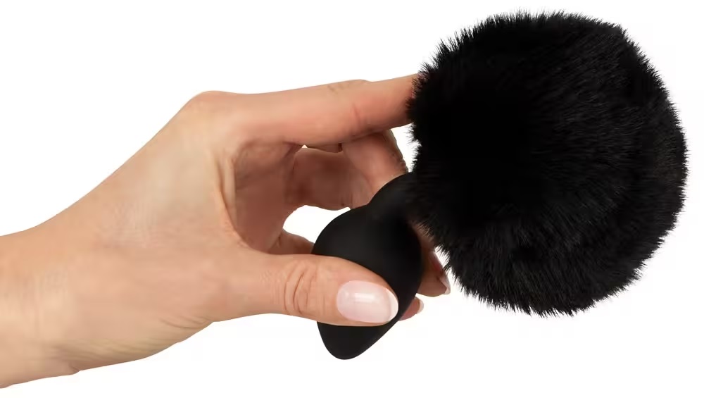 The fluffy tail plug for your butt size M by You2Toys has a ... You2Toys - Fluffy Tail Plug M - Black photo-2