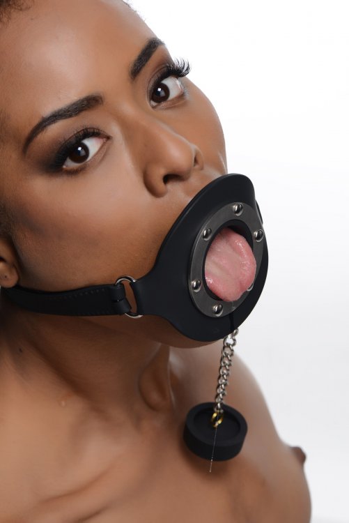 Plug up their pie hole with this unique silicone gag. Push t... Master Series - Pie Hole Feeding Gag - Black photo-2
