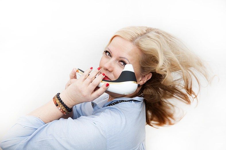 The new womanizer +size – even larger and therefore even... Womanizer - Plus Size - White Gold photo-11