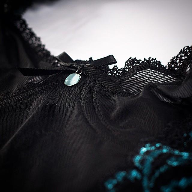 Amanta knows what’s the best! This elegant and sexy chemise ... Obsessive - Amanta Chemise & Thong - Black - S/M photo-5