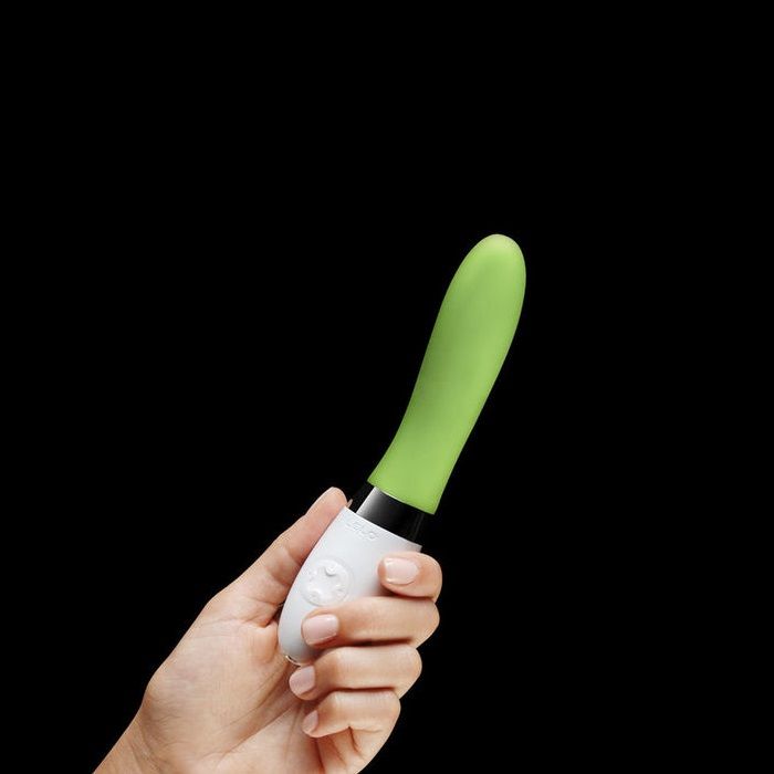 For women who demand their satisfaction in style, LIV™ 2 del... Lelo - Liv 2 Vibe - Lime Green photo-3