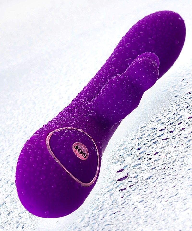 The clitoral stimulator vibrates and can gently "suck&q... JOS - Jum Clitoral Rabbit Vibrator - Purple photo-9