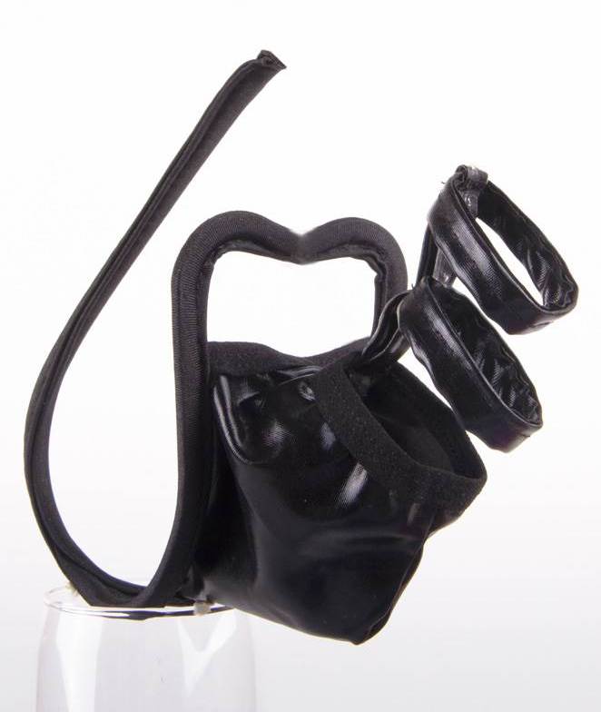 Ohyeah - 男士 穿戴式 C 弦丁字裤 - 黑色 照片