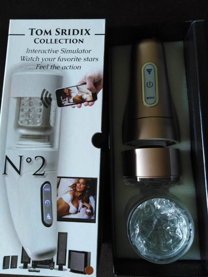 Tom Sridix - Interactive Man's Simulator #2 - Champagne photo-3