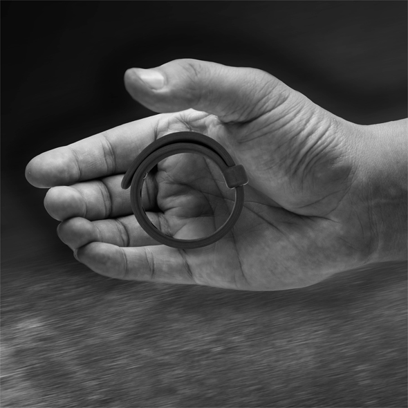 ROOSTER JASON is a firm, strap design, cock ring that can be... Velv'Or - Rooster Jason Ring - Black photo-2