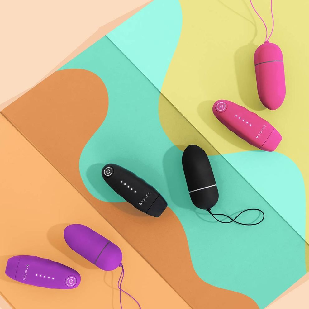Share an intimate secret with your lover at home or in publi... B Swish – Bnaughty Unleashed Classic Bullet – Purple photo-7