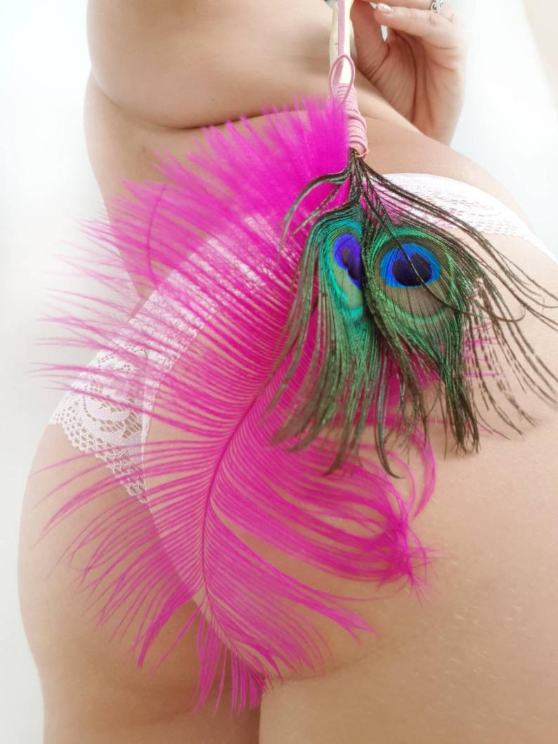 Kinky sensation play, BDSM & Tantric sex. Tickly, teasing pl... Kinky Feather Tickler photo-2