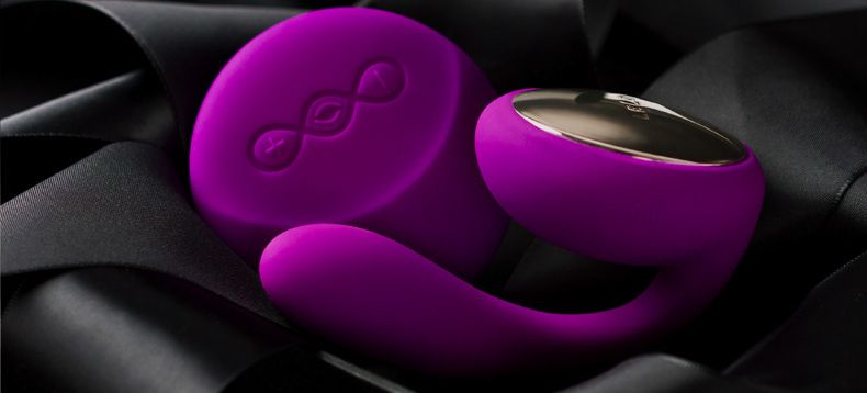 For adventurous couples seeking even greater levels of excit... Lelo - Ida Massager - Deep Rose photo-4