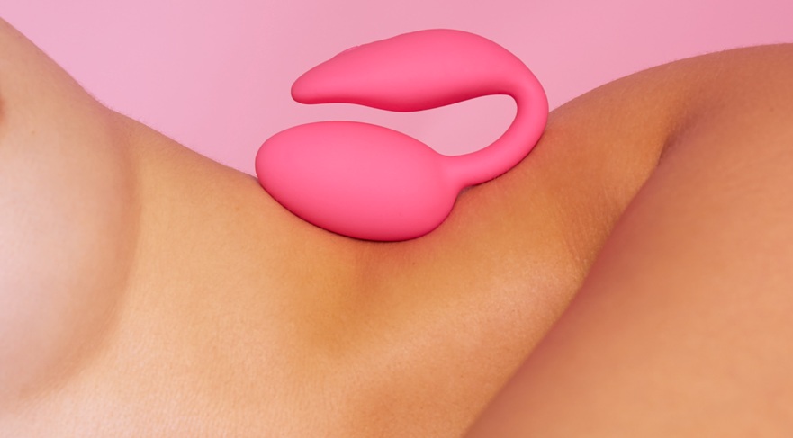 The BEST clitoris & G-spot vibrating stimulator!
Its design ... Love to Love - Wonderlove Clitoral & G-Spot Stimulator - Pink photo-4