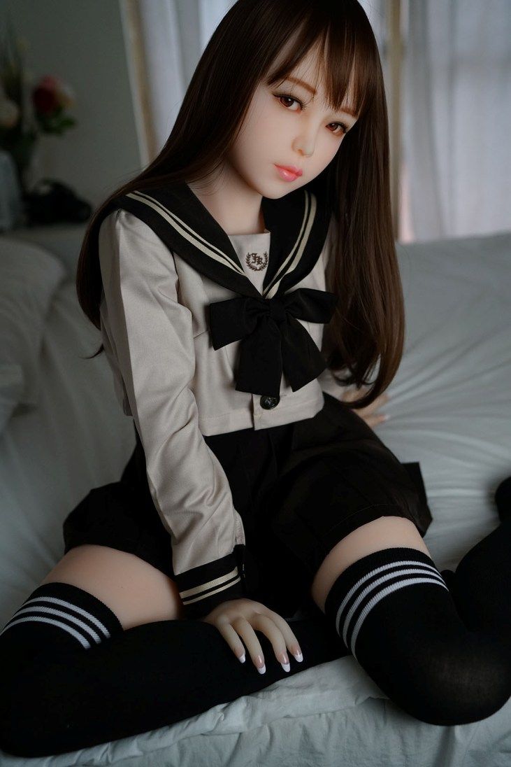 Akira 日系冷艳学生妹 灵活骨架超柔软TPE仿真性爱娃娃 150 cm  照片