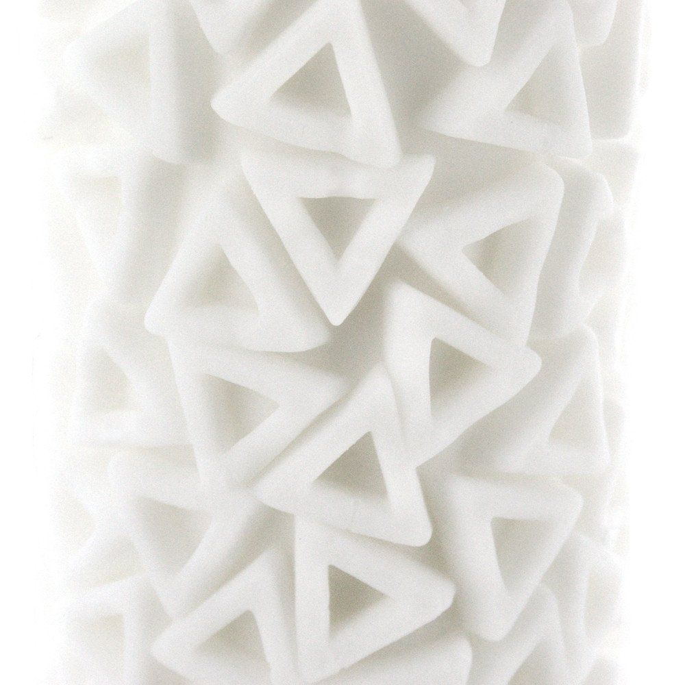 Gently stacked triangular protrusions form its structure. Wi... Tenga - 3D Pile Techno Masturbator photo-2