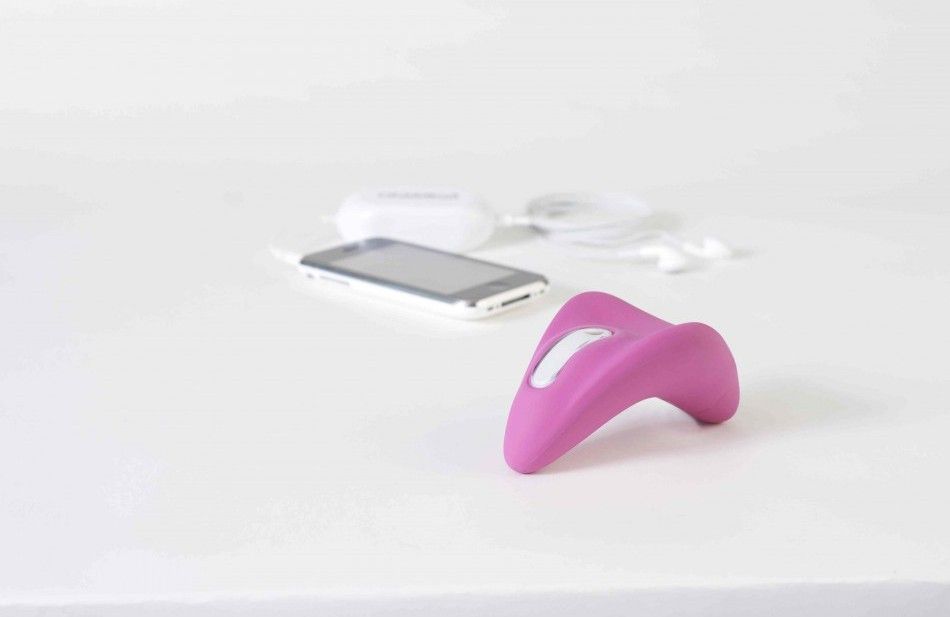 If you truly want to indulge your senses then the Nomi Tang ... Nomi Tang - OhMiBod Better than Chocolate Music Massager - Bubblegum photo-6