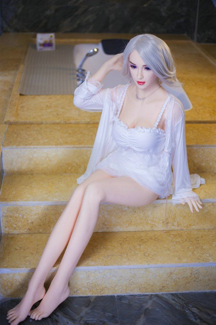 TPE Sex Dolls are produced and made with th highest quality ... Jeannie realistic doll - 158 cm photo-7