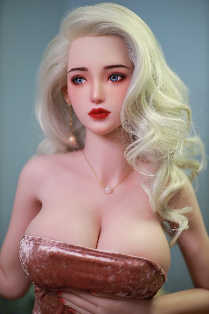 Isleta European Realistic Sex Doll, Big Boobs, Ultra Soft Silicone 161 cm (5’3 ft) photo
