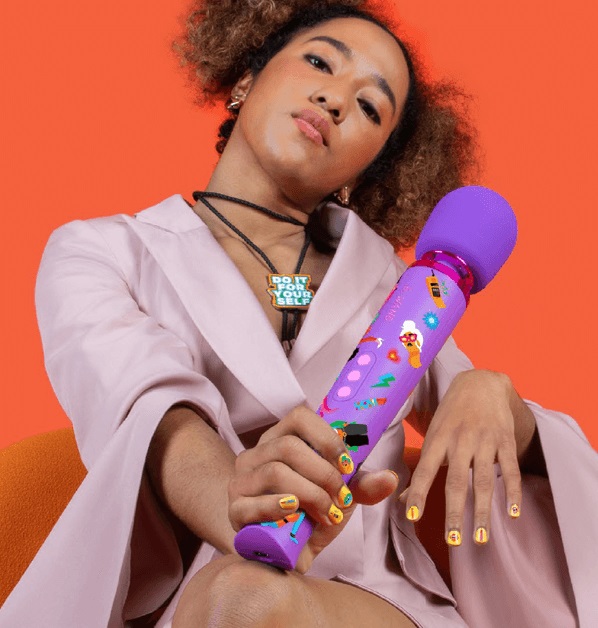 The world's most sought-after pleasure wand is back agai... Le Wand - Feel My Power Massager 2021 Edition photo-3