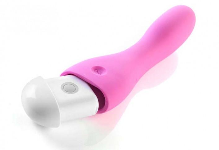Her name might not be Rio, but she’ll be dancing on the sand... Ooh - Her name is Rio Vibrator photo-2