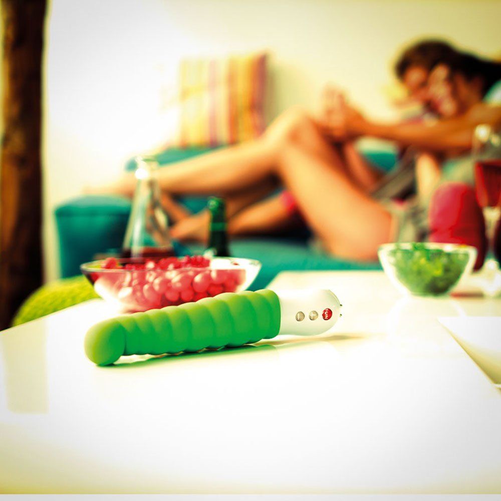 This Toy is not Joke.
With its friendly, playful appearanc... Fun Factory - G5 Der Vibe Patchy Paul - Fresh Green photo-5