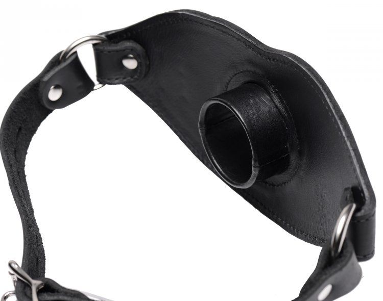Spread their lips and keep their mouth open and awaiting you... Master Series - Feeder Locking Open Mouth Gag - Black photo-3