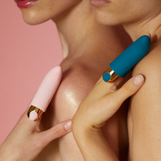 Discover Touch me. Small but very powerful, Touch me will co... Love to Love - Touch Me Finger Vibe - Teal photo-6