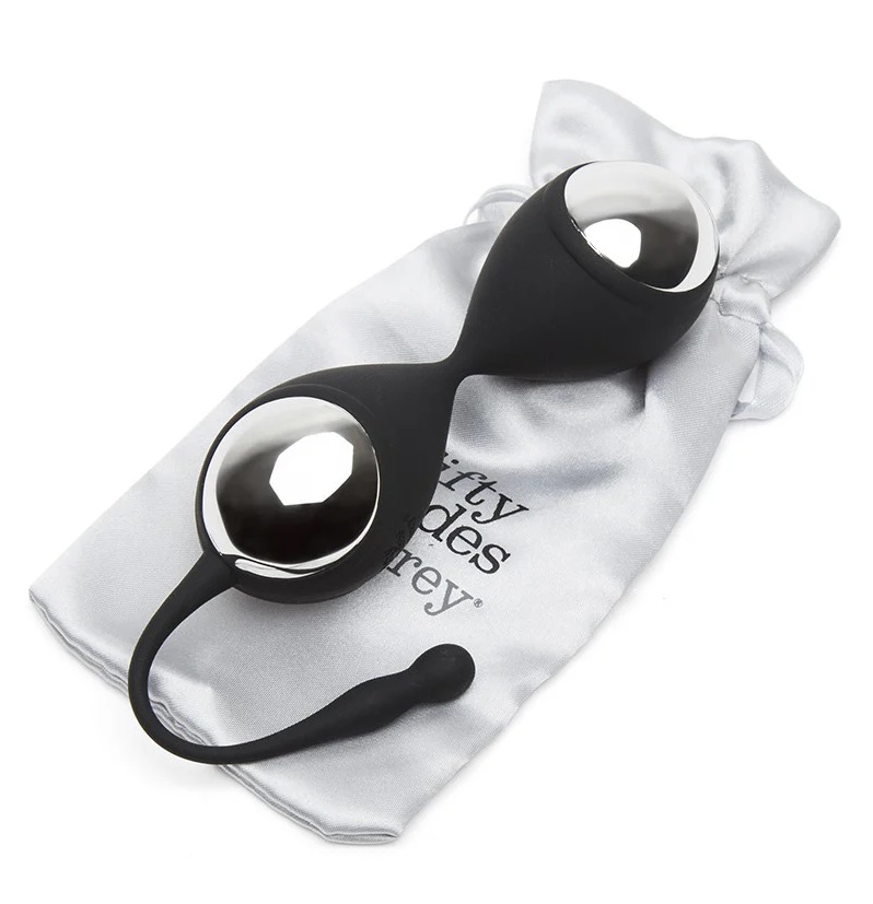 Rediscover the steamy adventures of Anastasia and Christian ... Fifty Shades of Grey - Inner Goddess Kegel Balls 78g - Silver photo-3