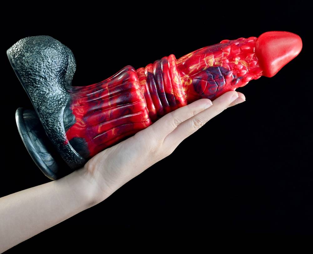 Unisex animal dildo with bright design
Material: silicone
I... FAAK - Fitz Dildo - Fire Dragon photo-5