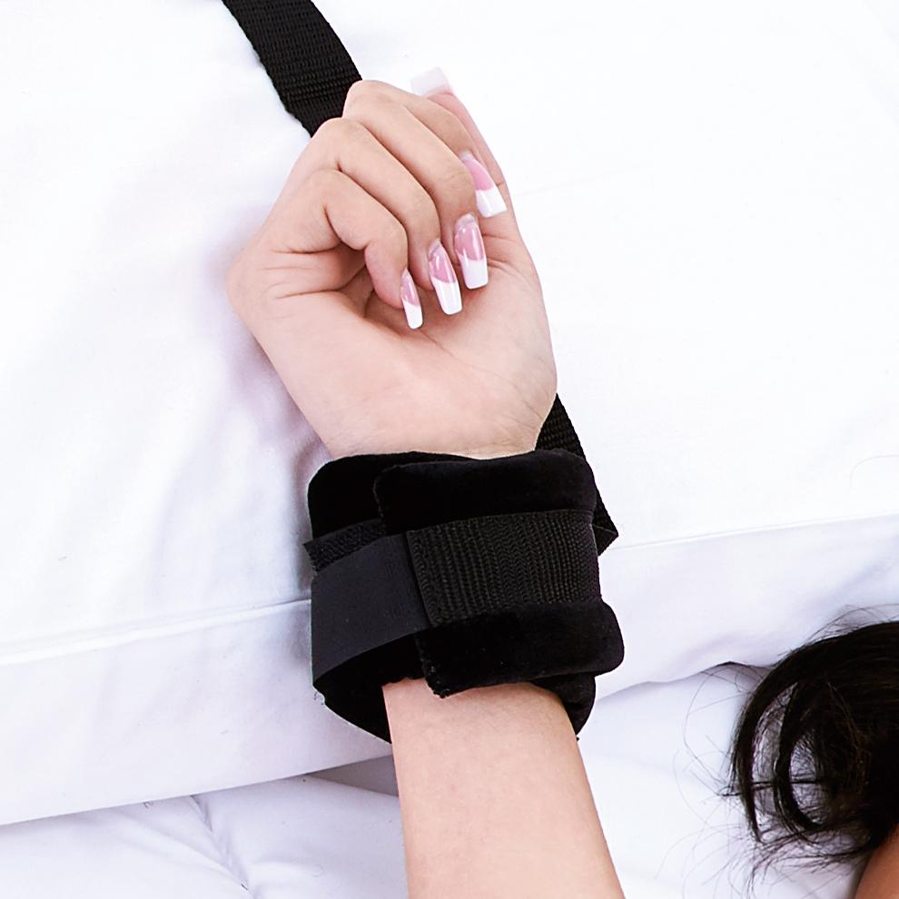 Lux Fetish - Bed Strap & Eye Mask - Black photo-4