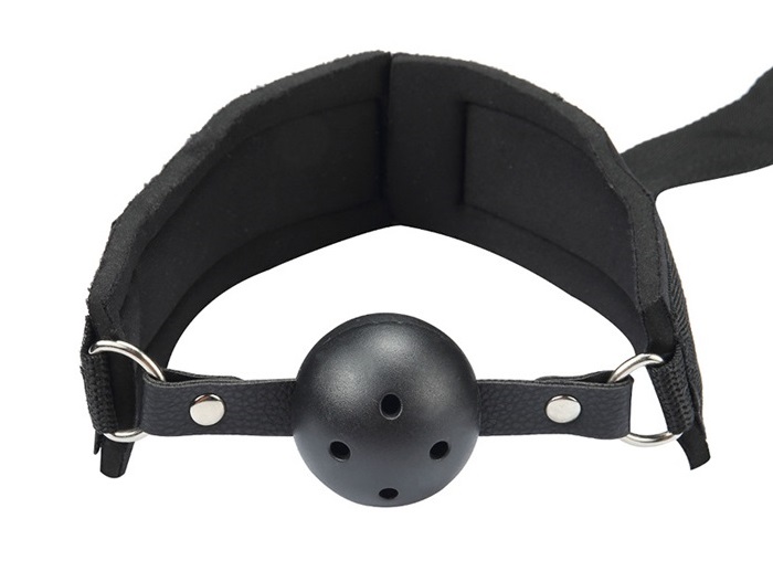 Bondage kit with restraint handcuffs and breathable mouth ba... MT - Bondage Gear w Mouth Ball - Black photo-2