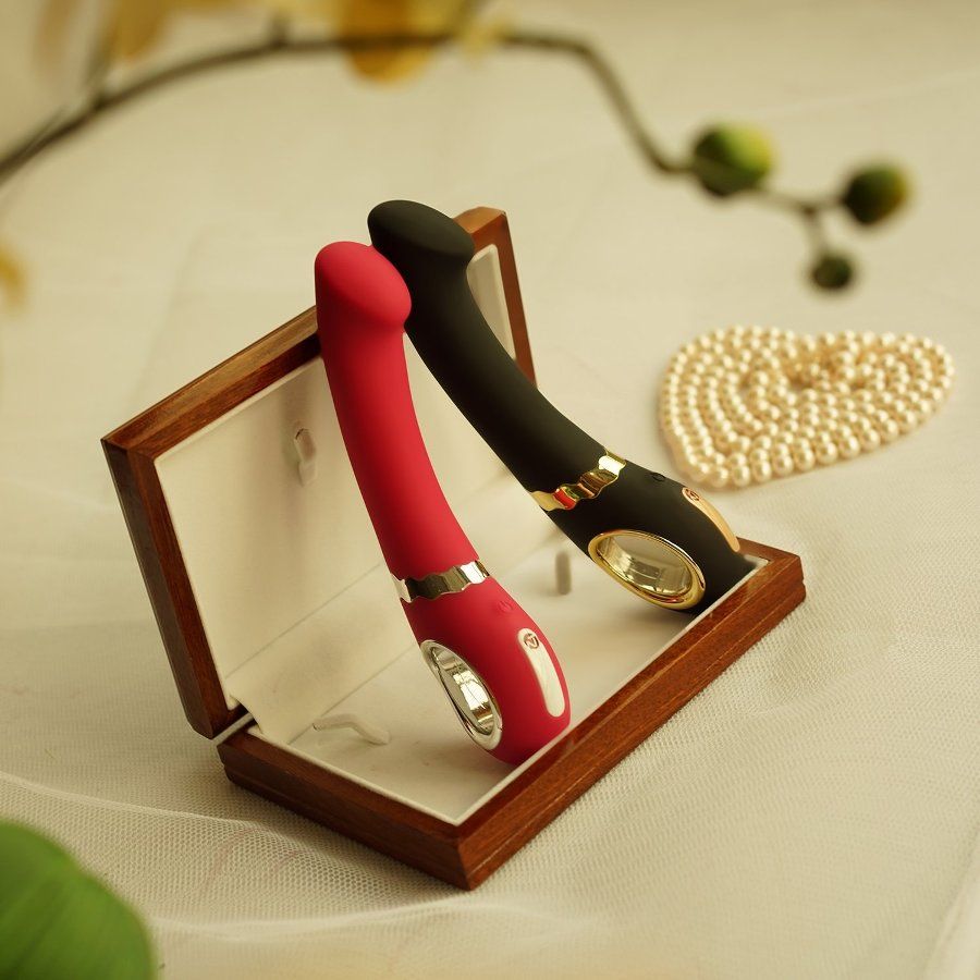 With its curved and flattened tip pampering your G-spot, Get... Nomi Tang - Getaway Plus Vibe - Pink photo-25