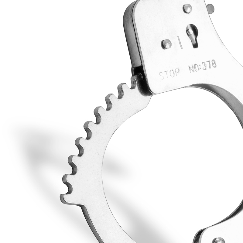 These classic metal handcuffs are absolutely a must-have in ... Easytoys - Metal Cuffs - Silver photo-3