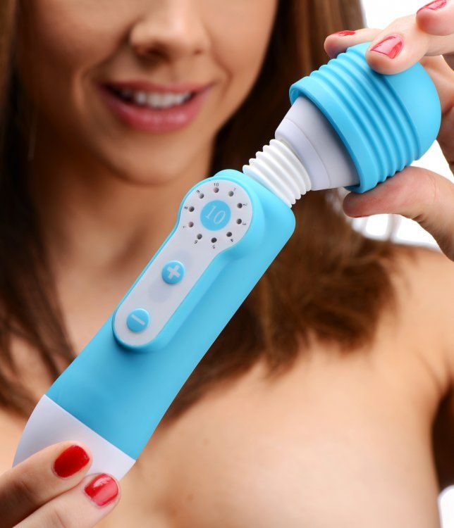 With its discreet size, cord-free body, and soft angled head... Massera - AcuPoint 10 Function Travel Massager - Blue photo-2