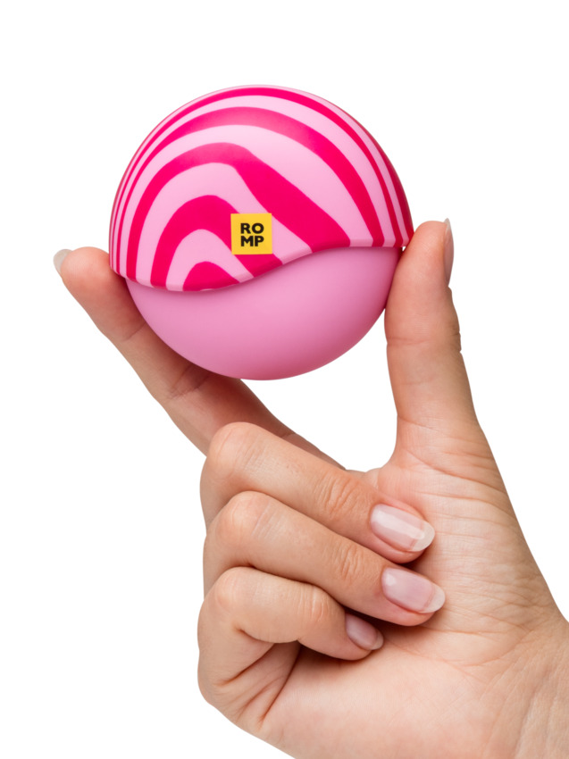Designed to provide pulsing clitoral suction, Romp Spin Cl... Romp - Spin Clitoral Stimulator - Pink/Red photo-4