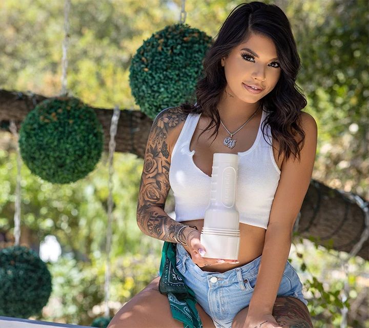 Slip inside Gina Valentina’s welcoming slit and enjoy a trul... Fleshlight - Gina Valentina Stellar Masturbator photo-4