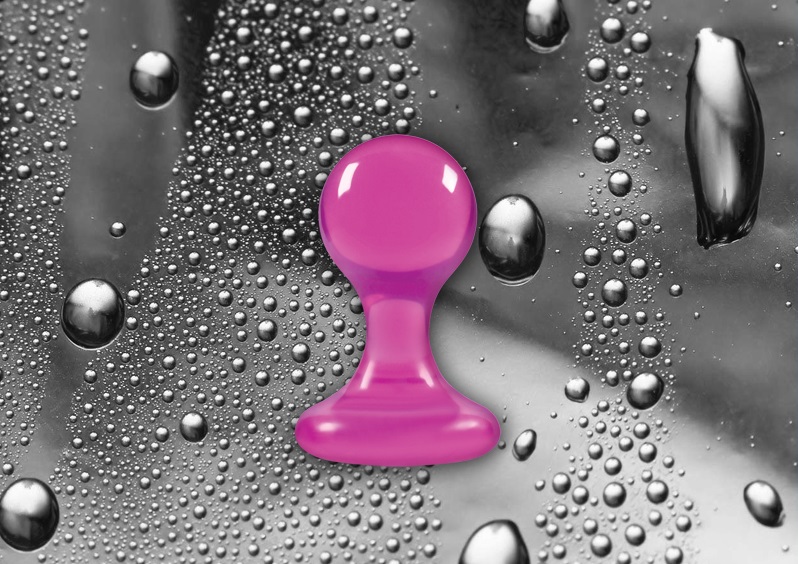 TPE anal plug with restrictive base for safe use. Great suct... NS Novelties - Luna Balls Butt Plug M - Pink photo-2