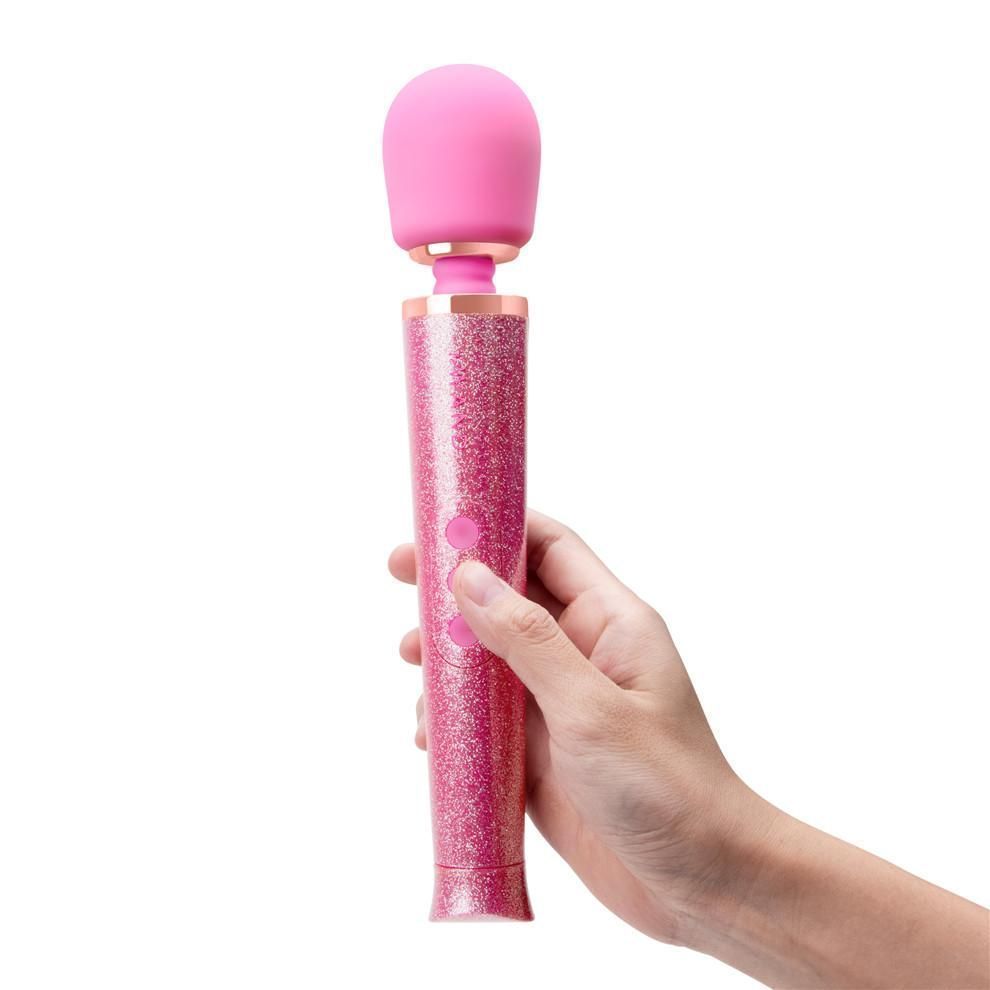 Winner of the prestigious Women’s Health FEMTECH Awards, All... Le Wand - All The Glimmers Set - Pink photo-2