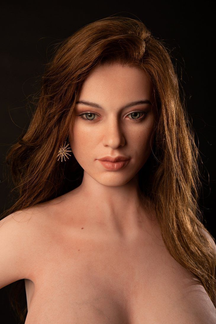 Amy European Curvy Realistic Sex Doll, Big Butt, Soft Silicone 156 cm (5'1 ft) photo-11